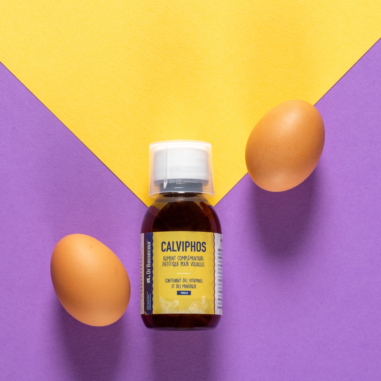 Calviphos soutient la qualité de la coquille des œufs et l’ossification du squelette lors de la croissance.